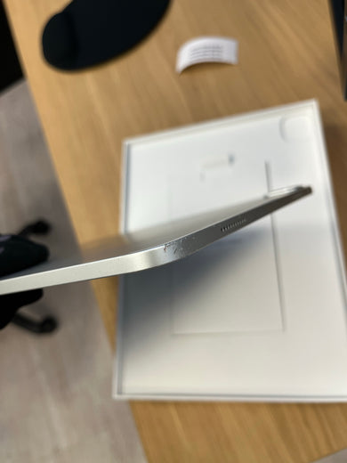 Apple iPad Pro Apple M 128 Go 32,8 cm (12.9") 8 Go Wi-Fi 6E (802.11ax) iPadOS 16 Argent MNXQ3FD/A