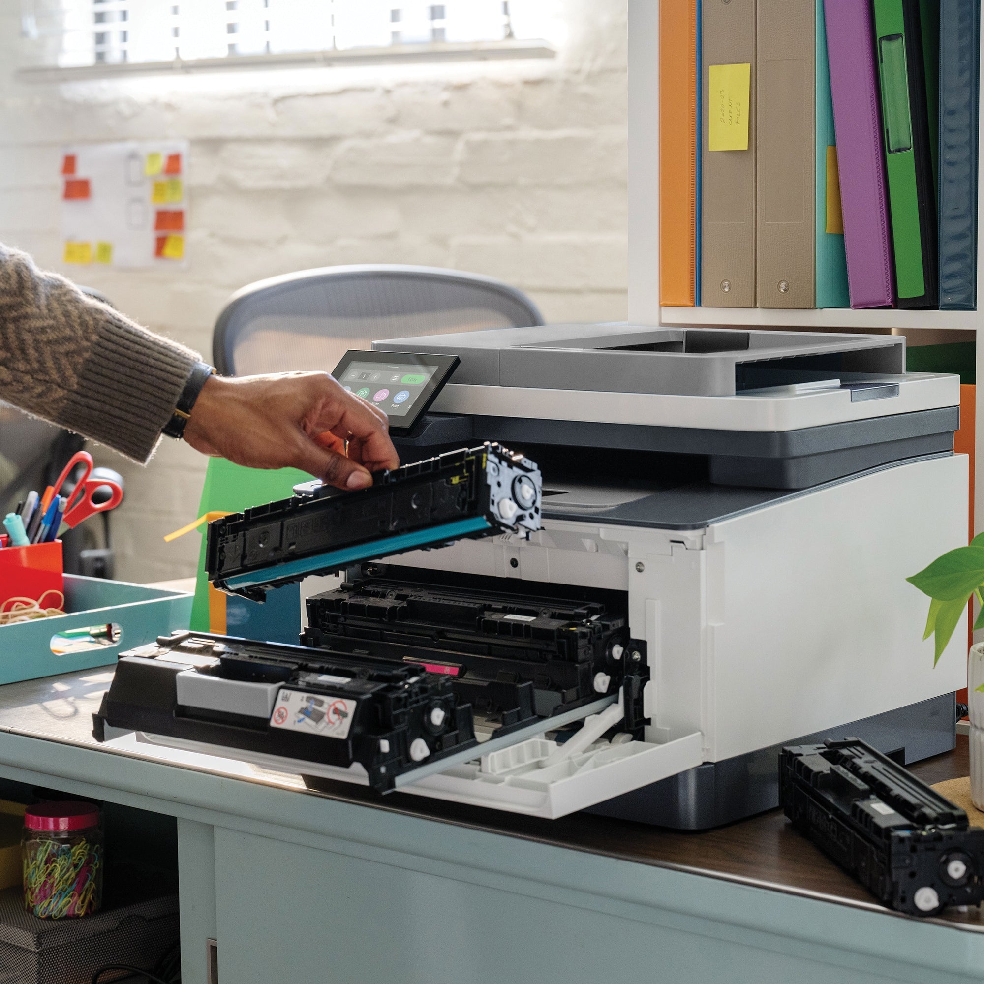 HP Color LaserJet Pro MFP 3303fdn, couleur, imprimante pour petites et moyennes entreprises