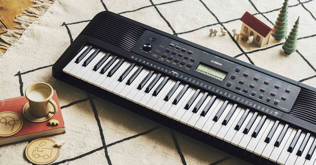 Yamaha PSR-E273 clavier MIDI 61 touche(s) Noir, Blanc PSR-E273